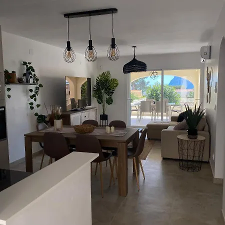 Daenerys - Azulenacalpe Villa *