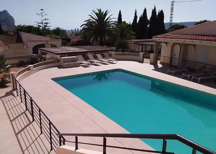 Daenerys - Azulenacalpe Villa Calp